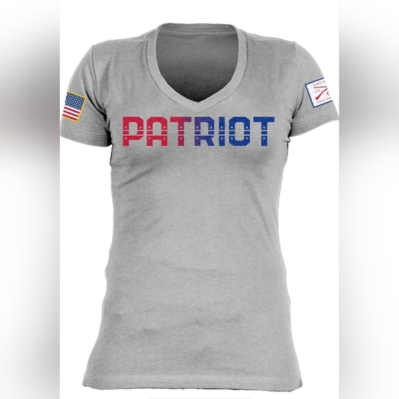Grunt Style Tops - NWT Grunt Style Patriot V-Neck T-Shirt | Women’s Size L
